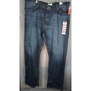Wrangler Five Star Premium Relaxed Boot Men's Jean Size 42x32 Dark Wash Blue